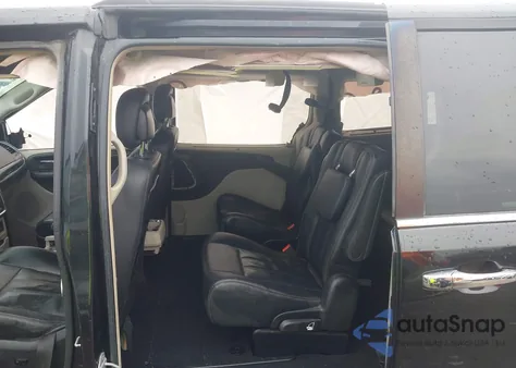 2016 Chrysler Town & Country Touring from USA, damaged, VIN 2C4RC1BG7GR253430